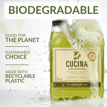 Cucina Fruits & Passion Handseife Nachfüllpack – Koriander & Olivenbaum – 1 Liter – Mit Olivenöl angereicherte Küchenseife – Biologisch abbaubar – Vegan – Hergestellt in Kanada