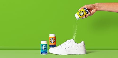 Gran's Remedy Schuhdeo und Fußpuder gegen Schweißfüße – Effektiver Schuhgeruch Entferner in Reisegröße – Absorbiert Schweiß und Feuchtigkeit für Schuhe und Füße – Duftneutral