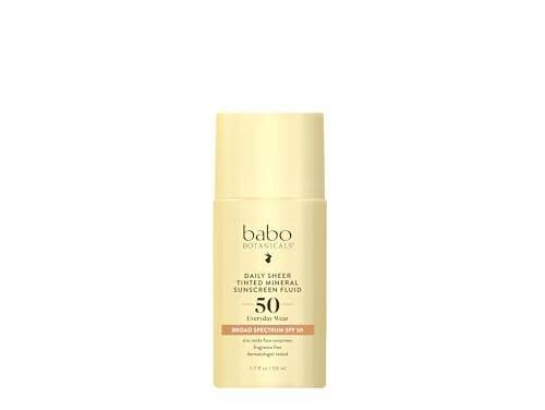 Babo Botanicals Täglicher getönter mineralischer Sonnenschutz Fluid SPF50 – Natürliches Zinkoxid – Passionsfruchtöl – Goldener Farbton – Duftfrei – Ultra-leicht – Für das Gesicht – Für alle Altersgruppen