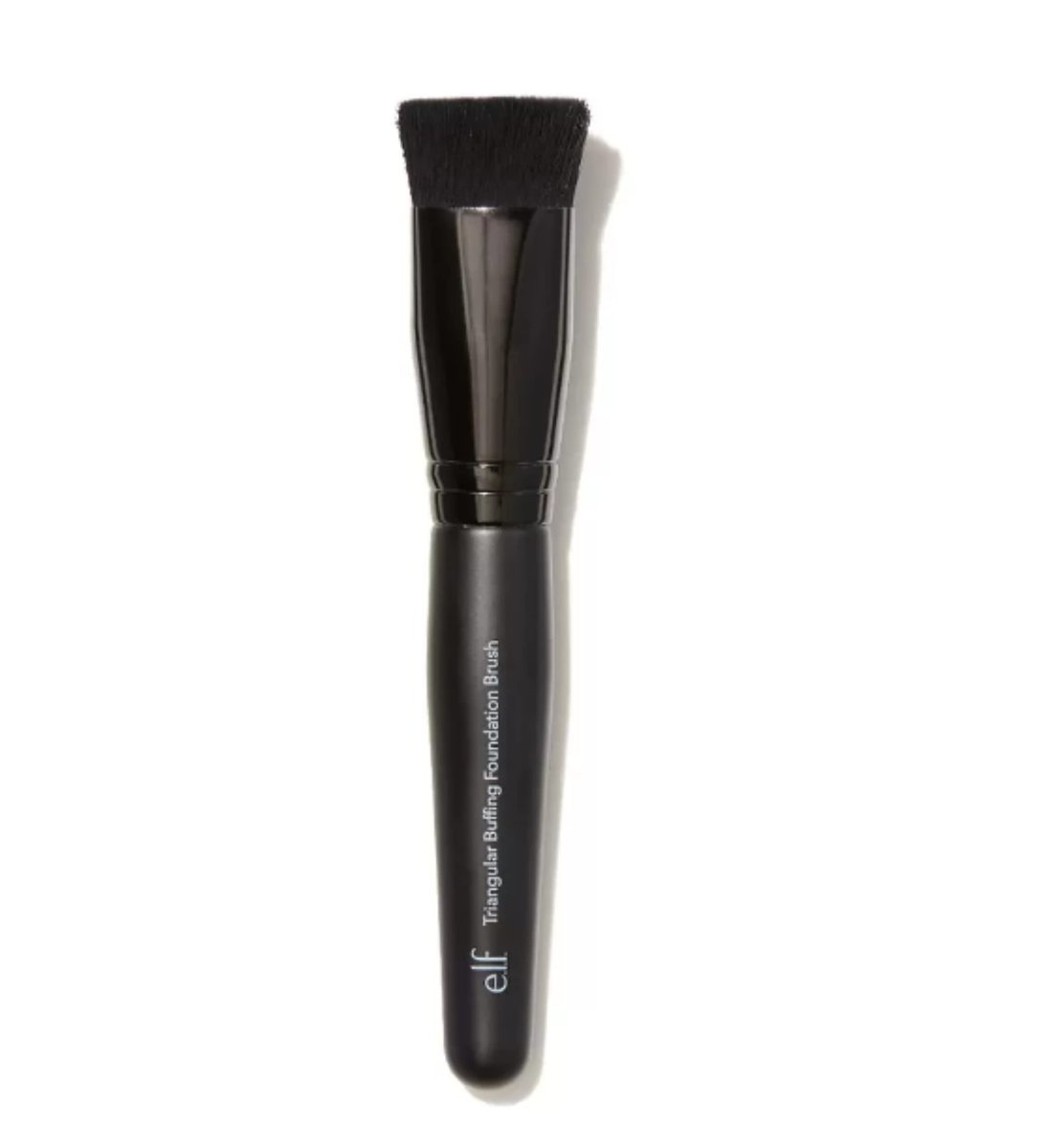 e.l.f. Triangular Buffing Foundation Pinsel – Flacher Make-up-Pinsel für gleichmäßiges Auftragen von Foundation, mit synthetischen Borsten, vegan & tierversuchsfrei