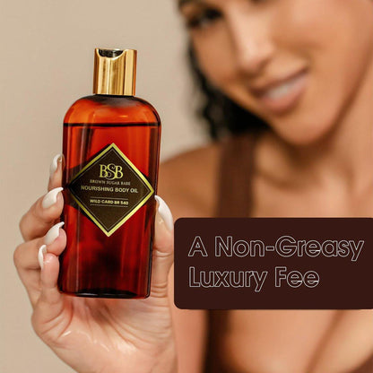 Brown Sugar Babe Wild Card Body Oil – Nährendes Öl mit Jasmin- und Zedernholzduft, parfümiertes Hautpflegeöl, 118 ml