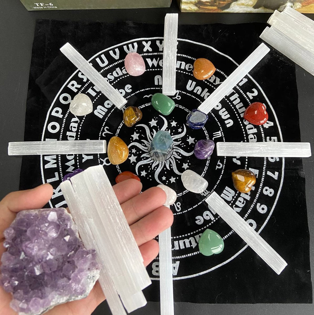 XIANNVXI 4 Zoll Selenit Sticks 12 Stück Große Selenit Kristallstäbe Weiß Roh Rauer Kristall Bulk für Heilung Reiki Metaphysische Energie Zeichnung Schutz Wicca Altar Zubehör Meditation