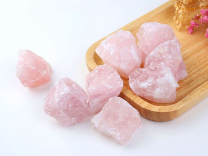 LAIDANLA Rosenquarz 2 Zoll natürliche raue Steine, große Rohkristalle, Bulk-Heilsteine für Reiki-Heilung, Wasserfallsteine, Drahtwicklung, Dekoration, Cabochon-Schleifen, 4 Stück, 0,55 Pfund