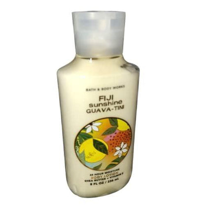 Bath and Body Works Geschenkset mit 2 Lotionen – 8 Fl Oz – Fiji Sunshine Guava-Tini