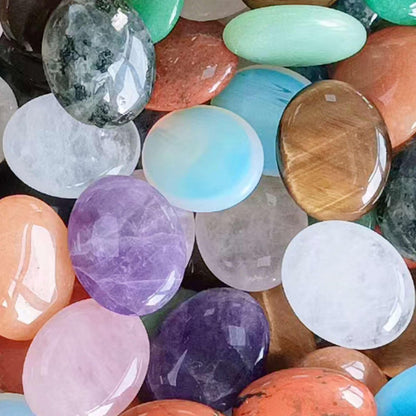 LAIDANLA 10er Set Heilende Kristalle Palmstein-Set Oval Kristall Amethyst Rosenquarz Obsidian Klarer Quarz Polierte Natursteine Taschenedelstein Hausdekoration für Meditation und Angst Stressabbau