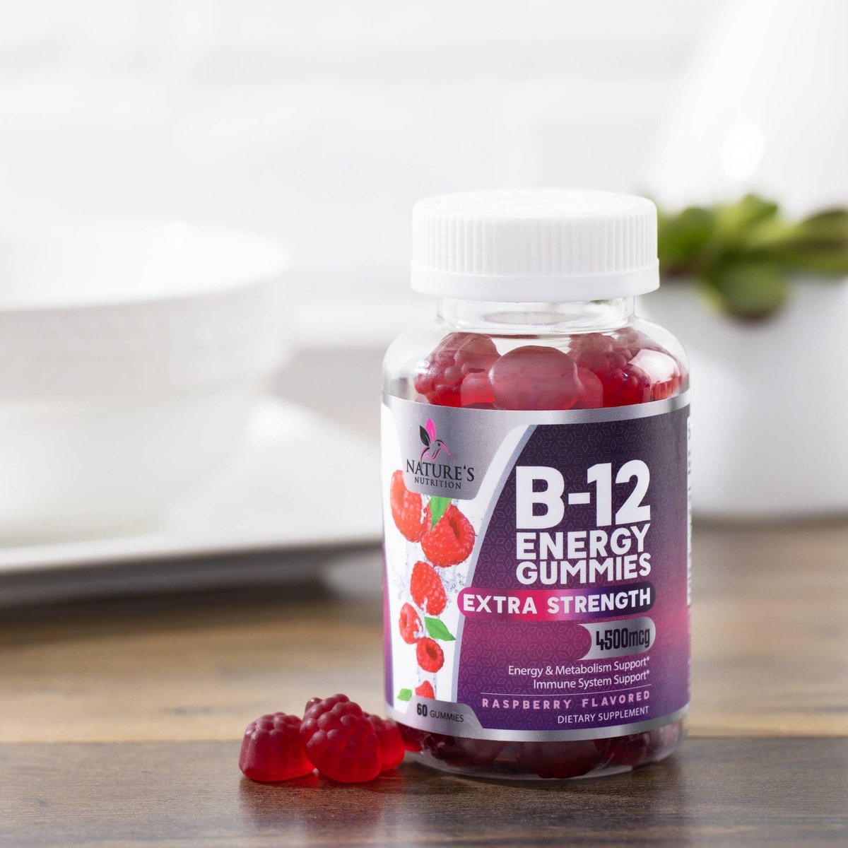B12 Energie Gummis - 4500 mcg Vitamin B12 pro Portion - Extra starke kaubare B12-Ergänzung für Energie, Stoffwechsel & Immunsystem - Für Frauen, Männer & Kinder - Natürlich & Beerengeschmack - 60 Gummis