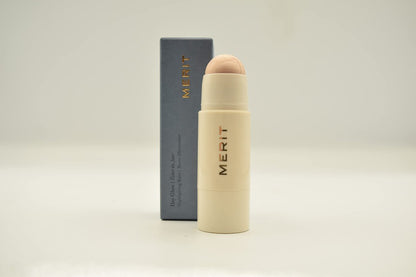 MERIT Day Glow Dewy Highlighting Balm Cava – Strahlender Highlighter für natürlichen Glow