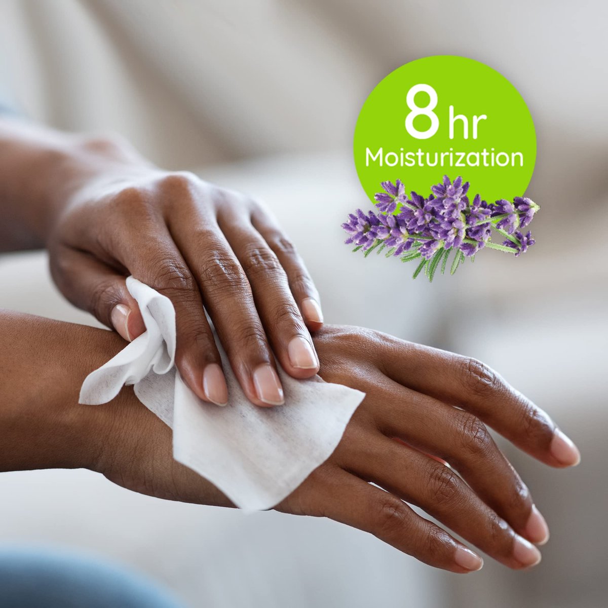 Wet Ones Antibakterielle Feuchttücher für die Hände, Lavendel – Feuchttücher mit antibakterieller Wirkung und pflegender Feuchtigkeit – 40 Tücher im Spender