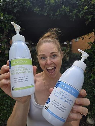 MooGoo Natürliches Milchshampoo & Conditioner Set - Für juckende, trockene, empfindliche Kopfhaut mit Neigung zu Ekzemen und Psoriasis – Sulfatfrei, Silikonfrei, Parabenfrei - 2x 500 ml