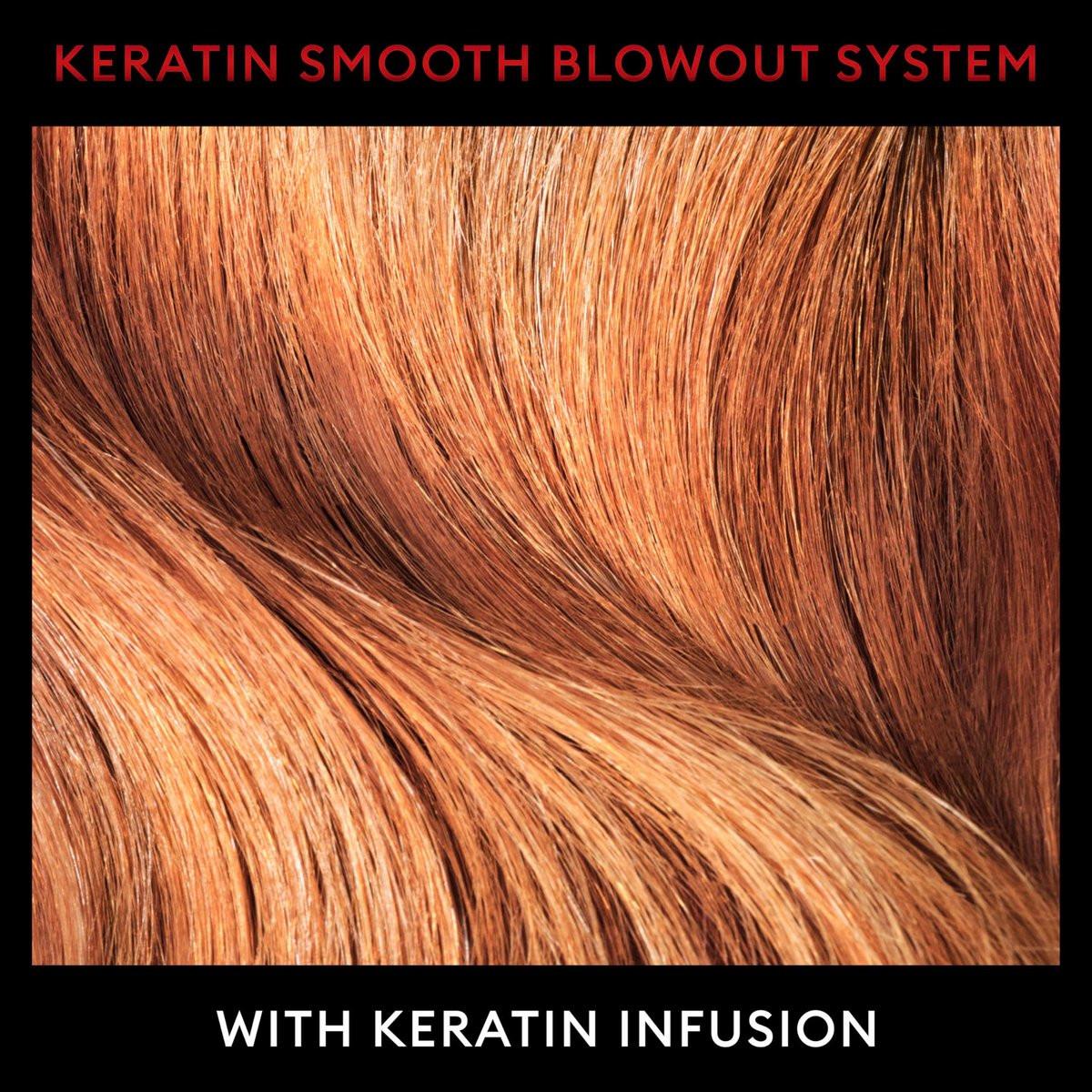 TRESemmé Keratin Smooth Conditioner 4er-Pack für krauses Haar, mit Lamellar-Discipline-Technologie, 4 x 828 ml