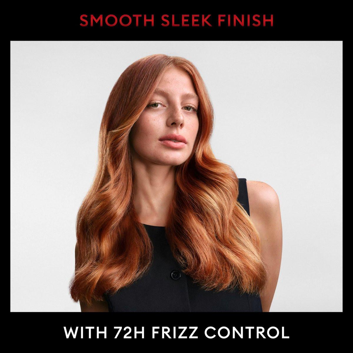 TRESemmé Keratin Smooth Conditioner 4er-Pack für krauses Haar, mit Lamellar-Discipline-Technologie, 4 x 828 ml