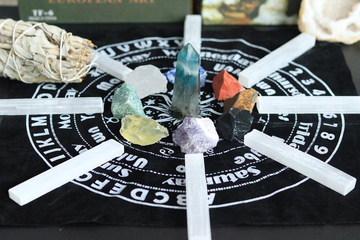 XIANNVXI 4 Zoll Selenit Kristall Sticks 6 Stück - Heilsteine für Reiki, Energiearbeit, Schutz und Reinigung - Zubehör für Altar und Hexerei