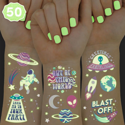 xo, Fetti Weltraum + Planeten Leuchten im Dunkeln Temporäre Tattoos für Kinder - 50 Stück | Außerirdische Geburtstagsparty-Zubehör, Astronauten-Gunsten + Raketen-Dekorationen