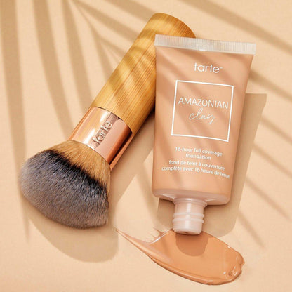 tarte the buffer airbrush finish foundation Pinsel – Mischpinsel für Creme-, Flüssig- oder Puder-Make-up, aufbaubare Deckkraft & nahtloses Auftragen für einen makellosen Teint, vegan & tierversuchsfrei, Full Size