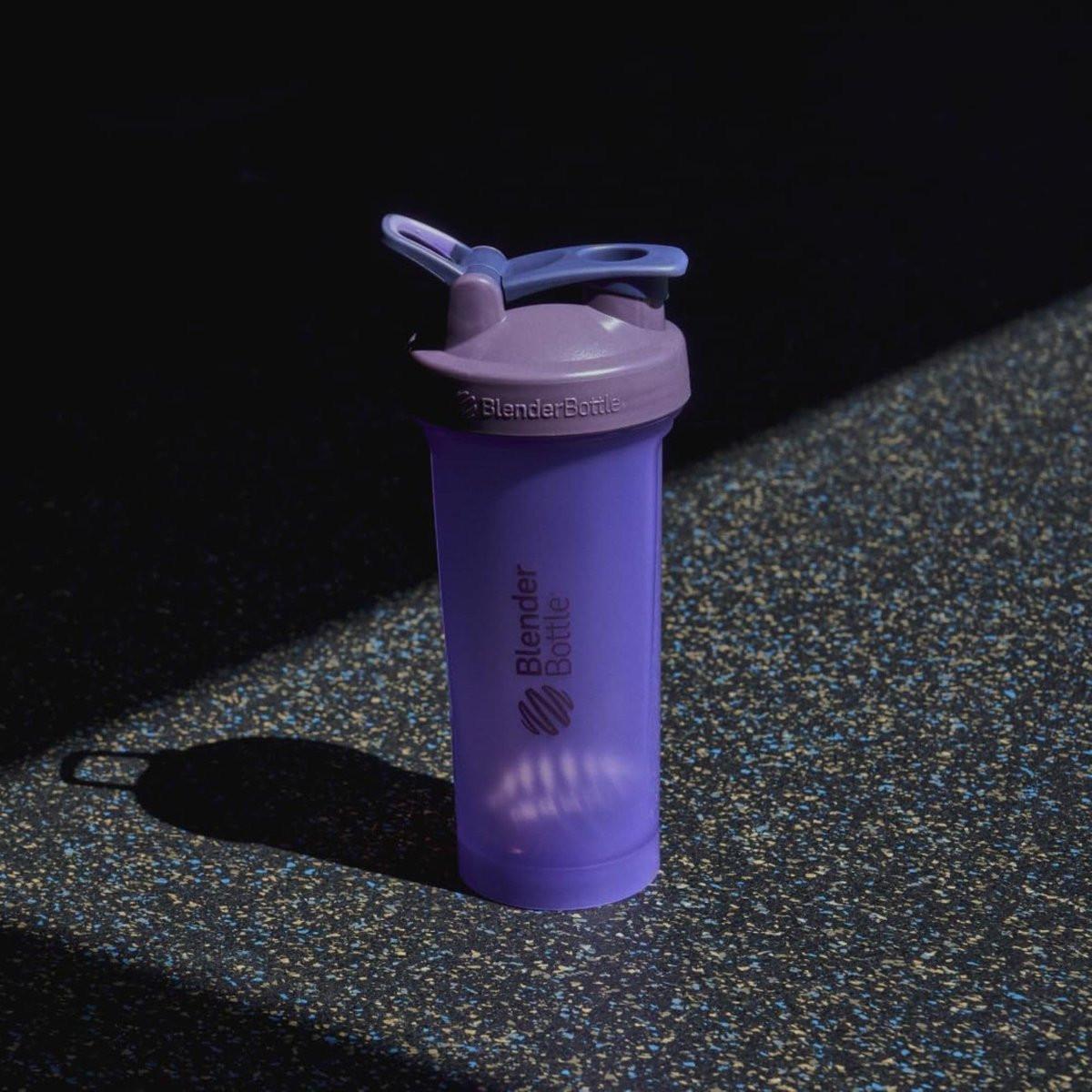 BlenderBottle Classic V2 Shaker Flasche – 28 oz, Lila – Ideal für Proteinshakes und Pre-Workout
