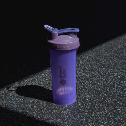 BlenderBottle Classic V2 Shaker Flasche – 28 oz, Lila – Ideal für Proteinshakes und Pre-Workout