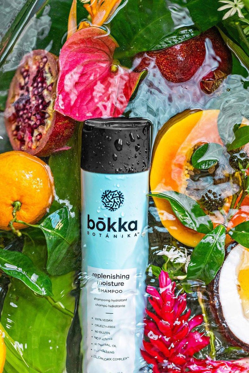 Bokka Botanika Plant Powered Color Care Replenishing Moisture Shampoo 10,1 oz / 300 ml – Feuchtigkeitsspendender Farbschutz-Shampoo
