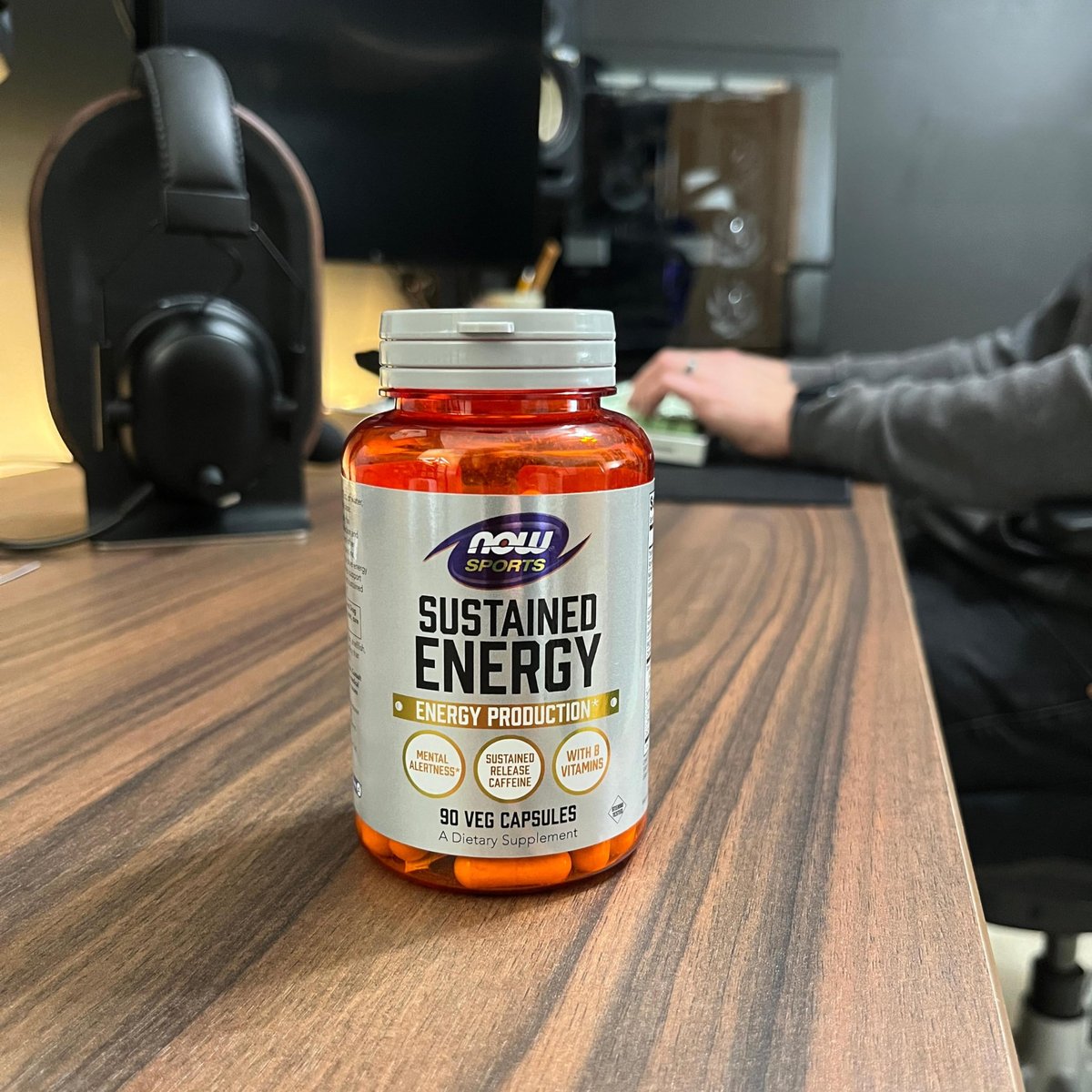 NOW Foods Sports, Anhaltende Energie & mentale Klarheit, Koffein mit B-Vitaminen, 90 vegane Kapseln