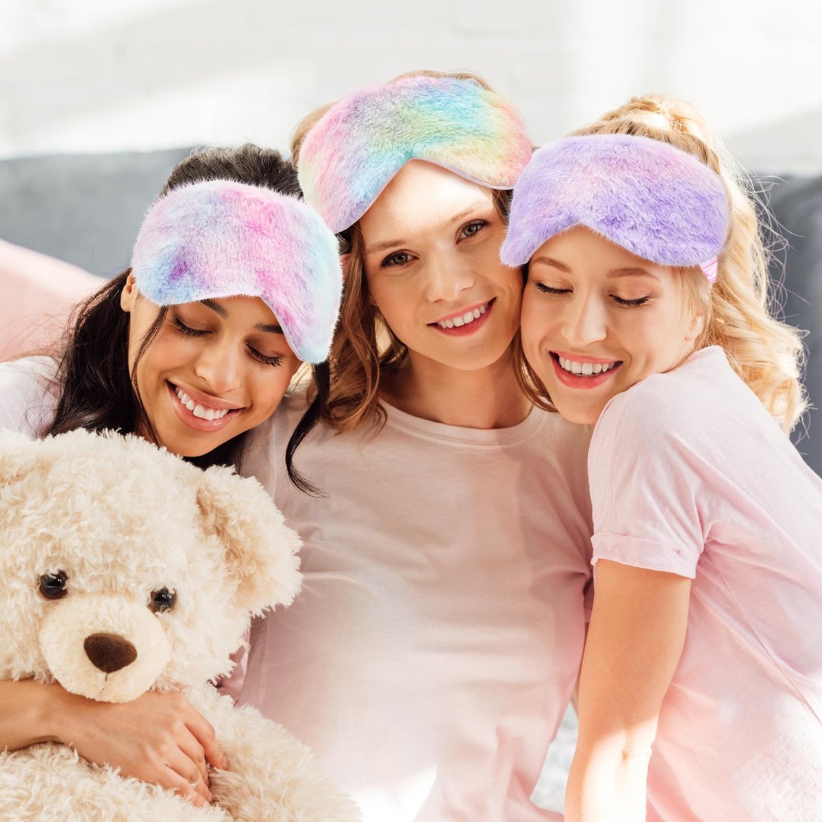 Cuffbow 6er-Pack Plüsch-Schlafmasken-Set, Kuschelige Augenmasken zum Schlafen, Weiche Bequeme Reise-Schlafbrille, Schlafparty-Geschenke für Frauen (Tie Dye, Regenbogen)
