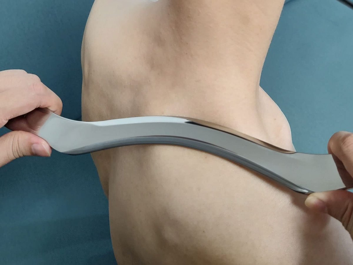 GYX COELE Muskel-Schaber aus Edelstahl – Gua Sha Scraping Massagewerkzeug, IASTM-Werkzeug für physikalische Therapie, 35,6 cm lang (Doppelschneide)