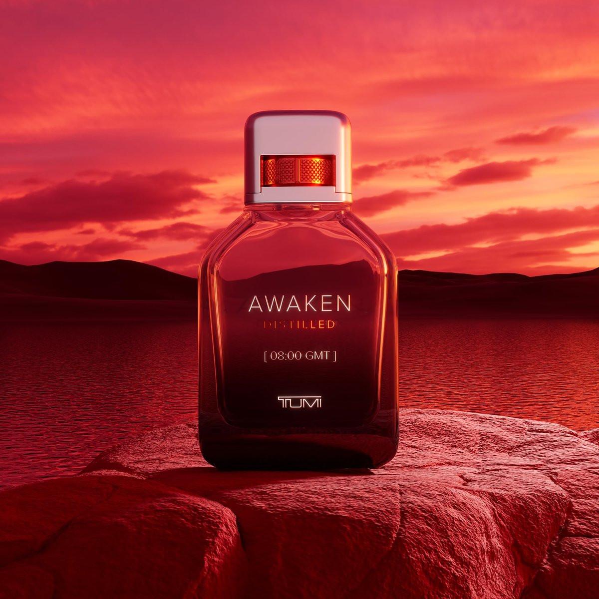 TUMI AWAKEN DISTILLED [08:00 GMT] Extrait De Parfum für Herren – Belebendes Cologne mit holzigen Noten – 100 ml
