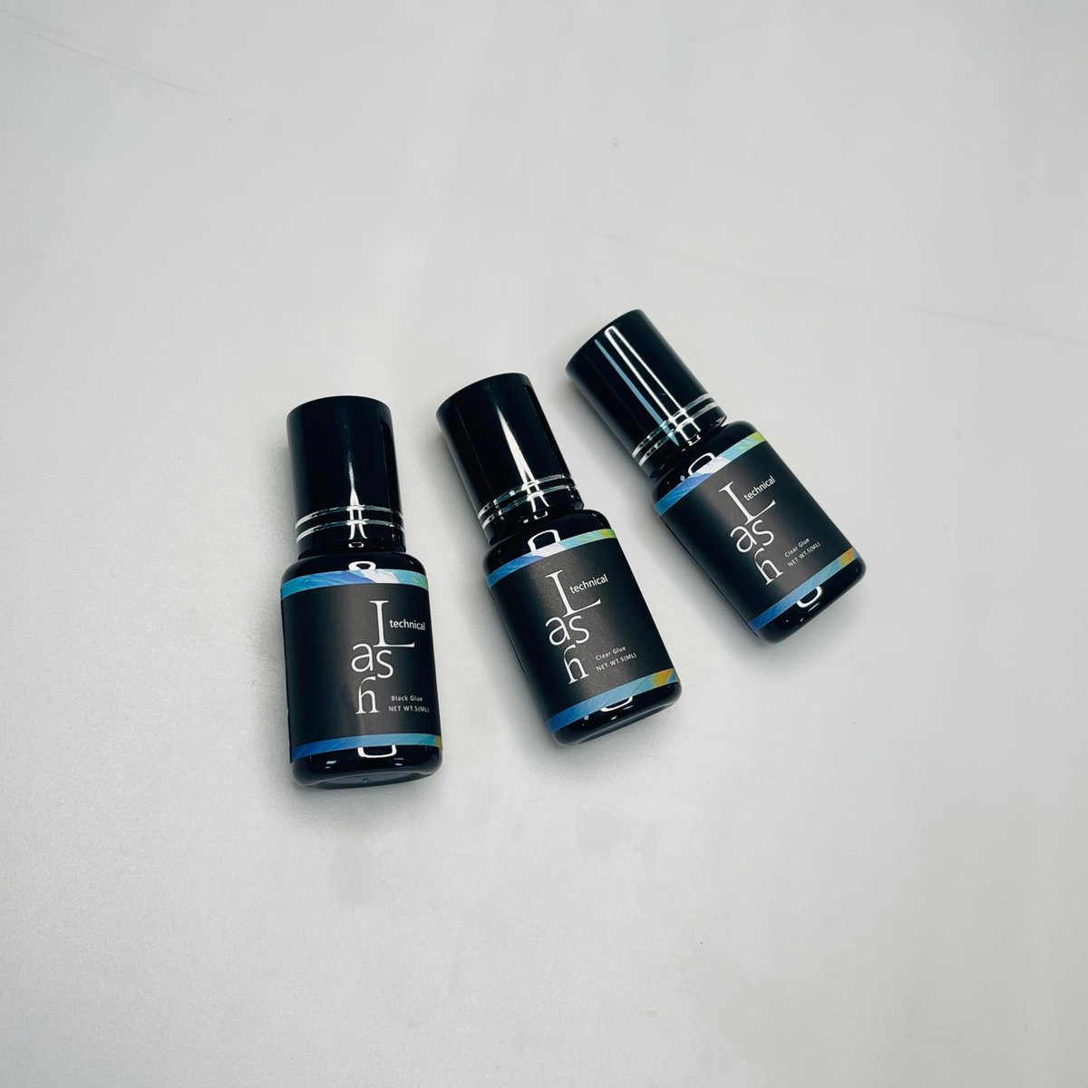UV Wimpernkleber 2 Flaschen à 5 ml, UV Wimpernkleber Set mit UV-LED-Lampe, lichtaushärtender Wimpernkleber