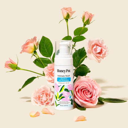 The Honey Pot Company - Intimwaschgel - mit Kräutern - für empfindliche Hauttypen - pH-ausgeglichene pflanzliche Hygiene - Sensitiv mit Rosenwasser - 163 ml