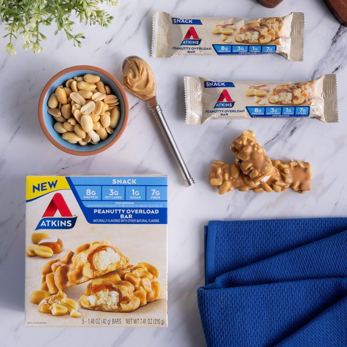 Atkins Peanutty Overload Snack Riegel – Protein Snack, ballaststoffreich, nur 2g Zucker, 5er Pack