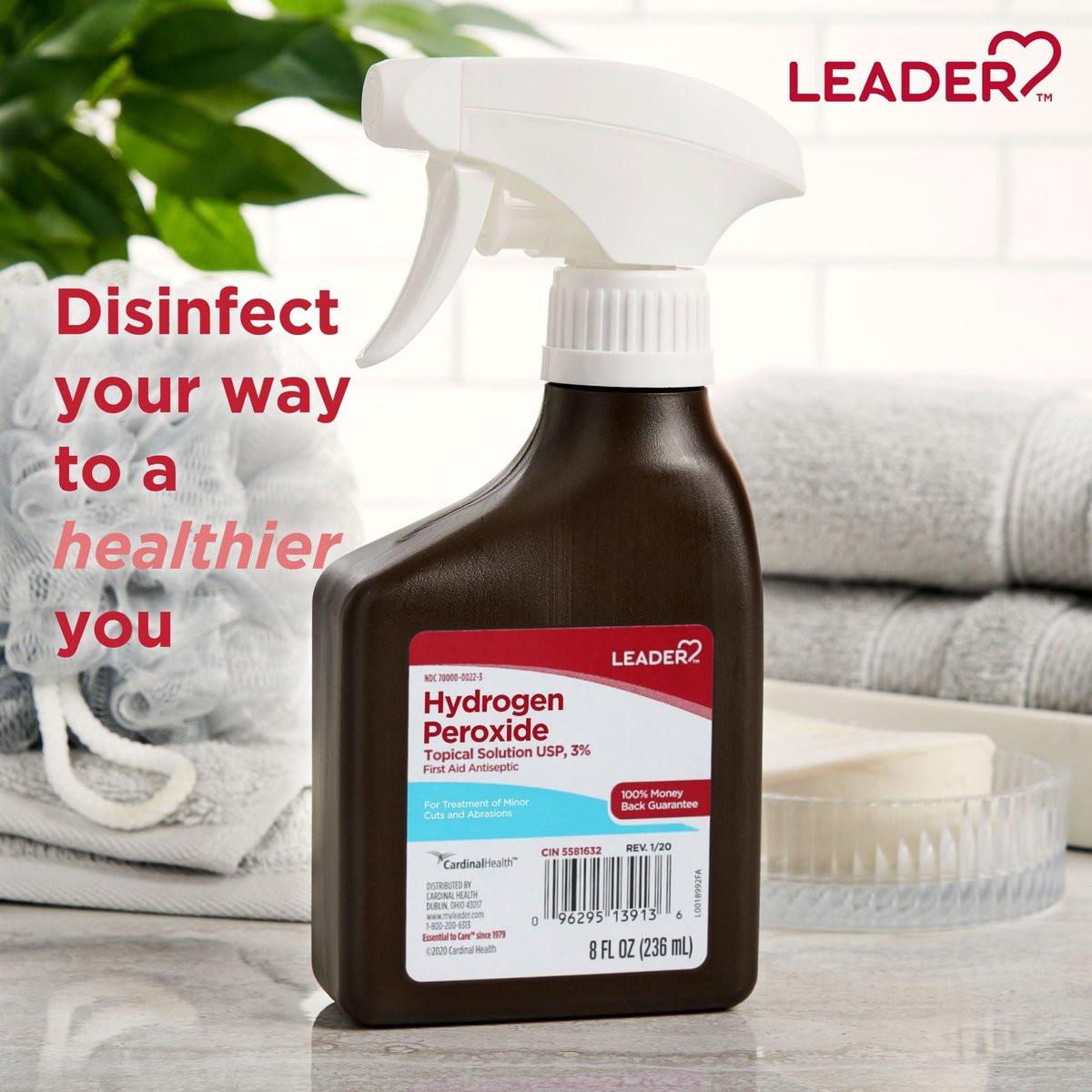 Leader Wasserstoffperoxid 3% Lösung zur topischen Anwendung, Erste-Hilfe-Antiseptikum, Mehrzweckreiniger, Sanft und effektiv für Zuhause, Schnitte und Schürfwunden, einfach zu verwenden, 8 Fl Oz Sprühflasche (2er-Pack)