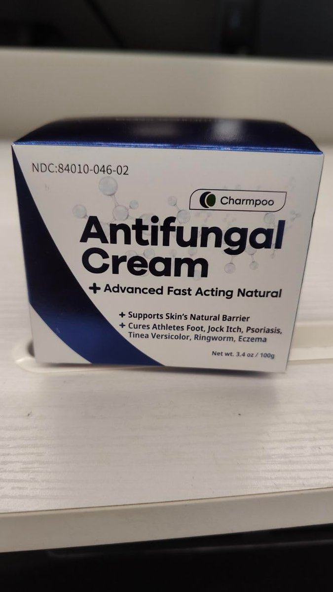 CHARMPOO Antimykotische Creme mit 2% Miconazol gegen Juckreiz, Fußpilz und Ringelflechte – Schnell einziehende Creme für Füße, Leisten und Körperfalten, 100 g