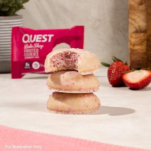 Quest Nutrition Frosted Protein Cookies, Erdbeerkuchen, <1g Zucker, 5g Protein, 1g Netto-Kohlenhydrate, Glutenfrei, 8 Kekse