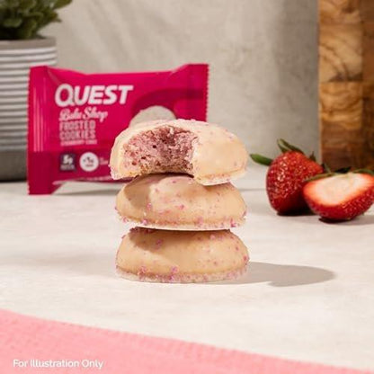 Quest Nutrition Frosted Protein Cookies, Erdbeerkuchen, <1g Zucker, 5g Protein, 1g Netto-Kohlenhydrate, Glutenfrei, 8 Kekse