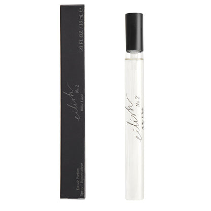 Billie Eilish No. 2 Eau de Parfum für Frauen – Woody + Florale Duftnoten von Apfelblüte, Wildmohnblüte und Palo Santo, Probiergröße + Reisefreundlich, 0,33 Fl Oz