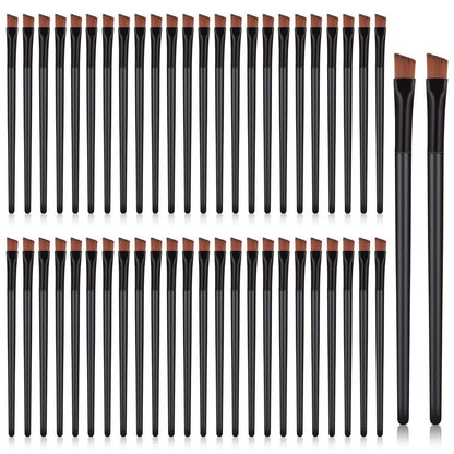 50 Stück abgewinkelte Augenbrauenbürsten, Augenbrauen-Tönungsbürste, flache, konische Augenbrauen-Concealer-Bürste, Lidschatten-Applikatorstäbchen, Einweg-Augen-Make-up-Pinsel