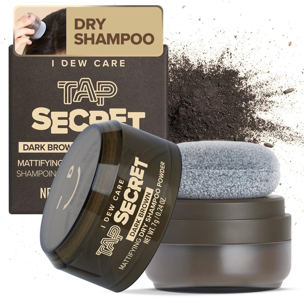 I DEW CARE Biotin Clarifying Dry Shampoo - Tap Secret Dark Brown | Stärkend & Volumenverleihend, Puderform, Nachfüllbar, Reisegröße, Aerosolfrei, für Brünette, Koreanischer Ginseng, Geschenk für Teenager-Mädchen, 6,8 g