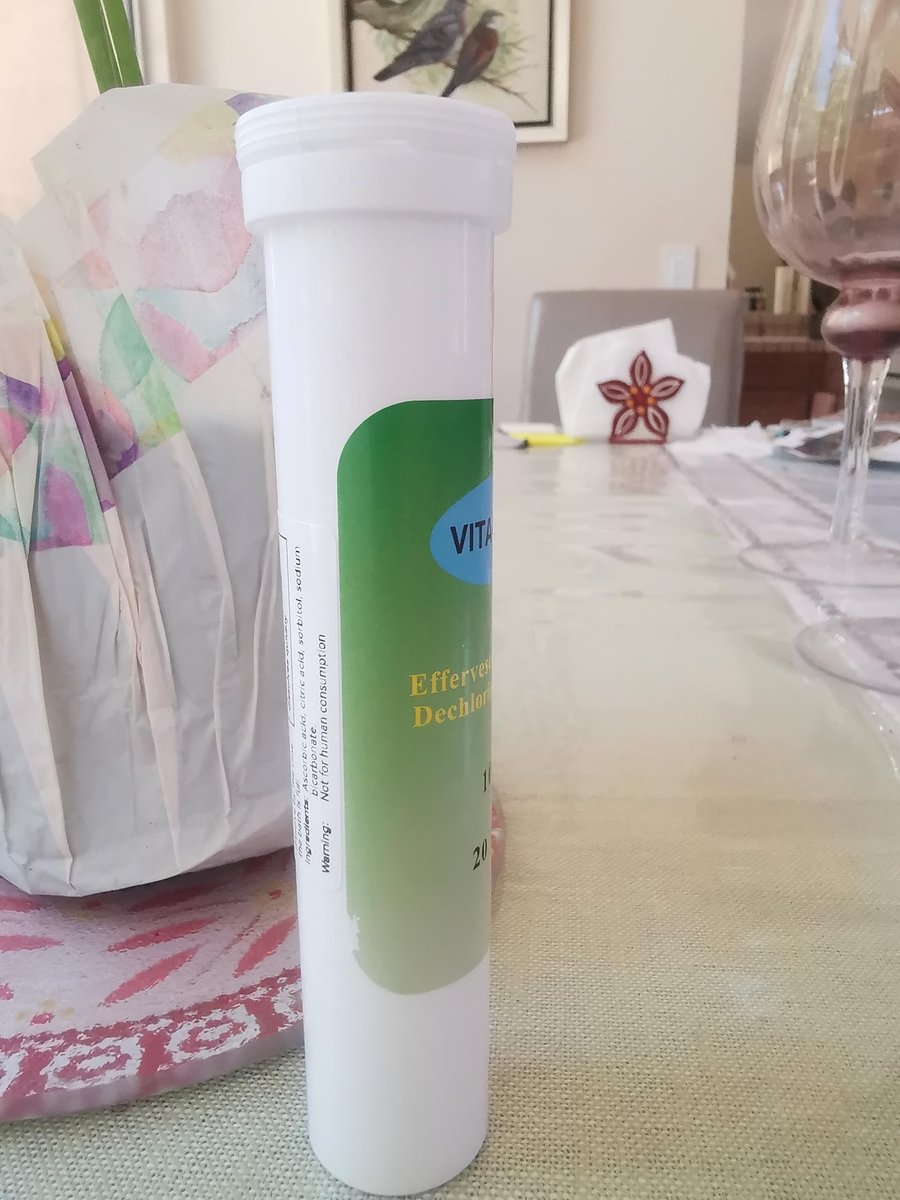 Vitamin C Bade-Tabletten zur Dechlorierung – 1000mg Brausetabletten für trockene, juckende & empfindliche Haut – Entfernt Chlor, macht Wasser weicher für Haut & Haar – 20 Tabletten
