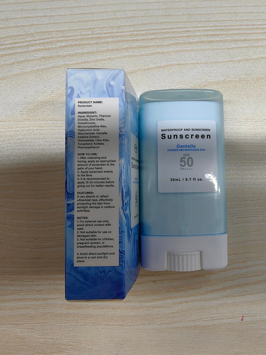 Sonnencreme Stick mit Centella SPF50+ PA++++ Feuchtigkeitsspendender Sun Stick wasserfest leichter UVA UVB Breitbandschutz Sonnenschutzstift für Gesicht und Körper (1 Stück)