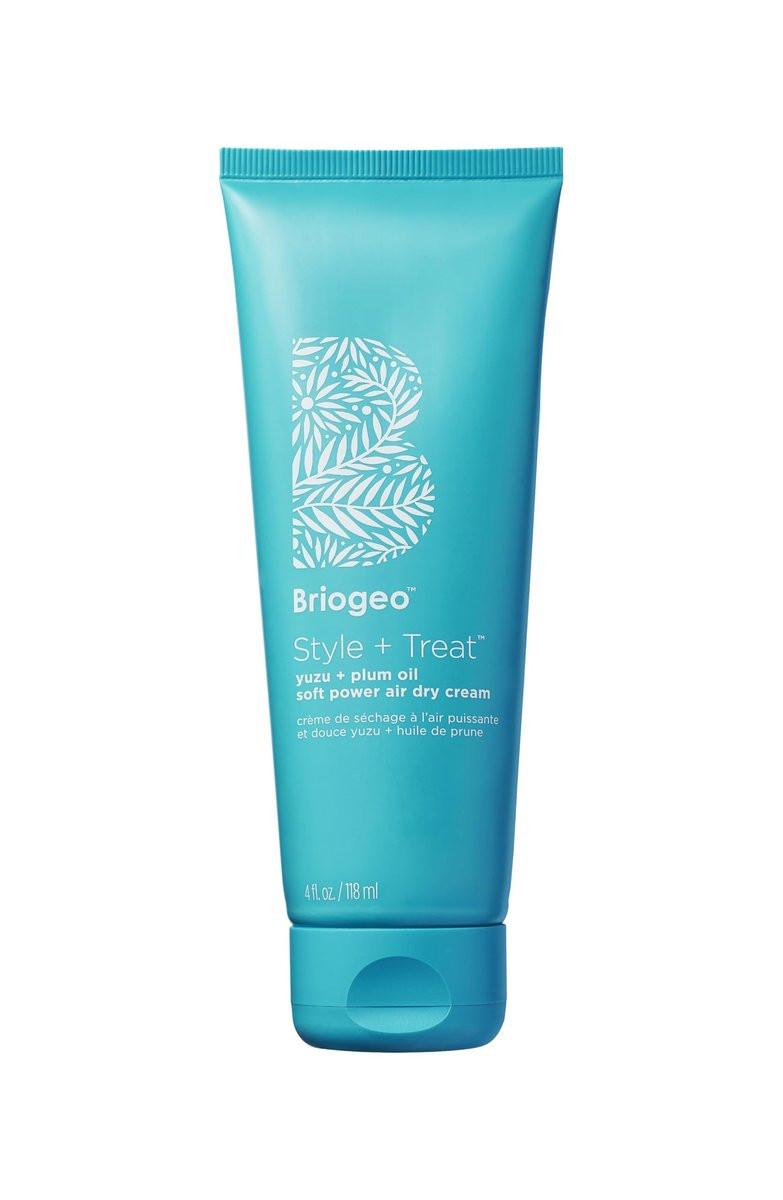 Briogeo Style + Treat Yuzu + Plum Oil Soft Power Air Dry Cream | Leave-In Anti-Frizz Styling Cream für Wellen, Locken & Coils | Silikonfrei | Vegan & Tierversuchsfrei | 118 ml