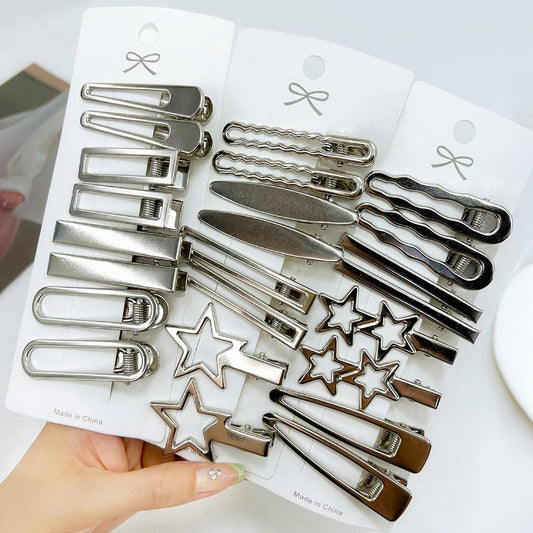 24-teiliges Set silberne Haarklammern für Damen: 12 Paar Metall Pony Haarklammern & Spangen - Alligator-Clips & Stern-Haarspangen zum Stylen