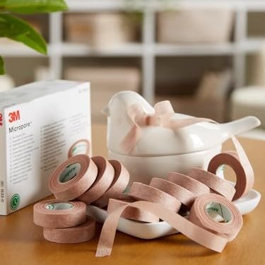 3M Micropore Tan Chirurgisches Tape – Sanftes Papierpflaster, hypoallergen und atmungsaktiv, ideal für empfindliche Haut, 0,5 Zoll breit – 2 Rollen