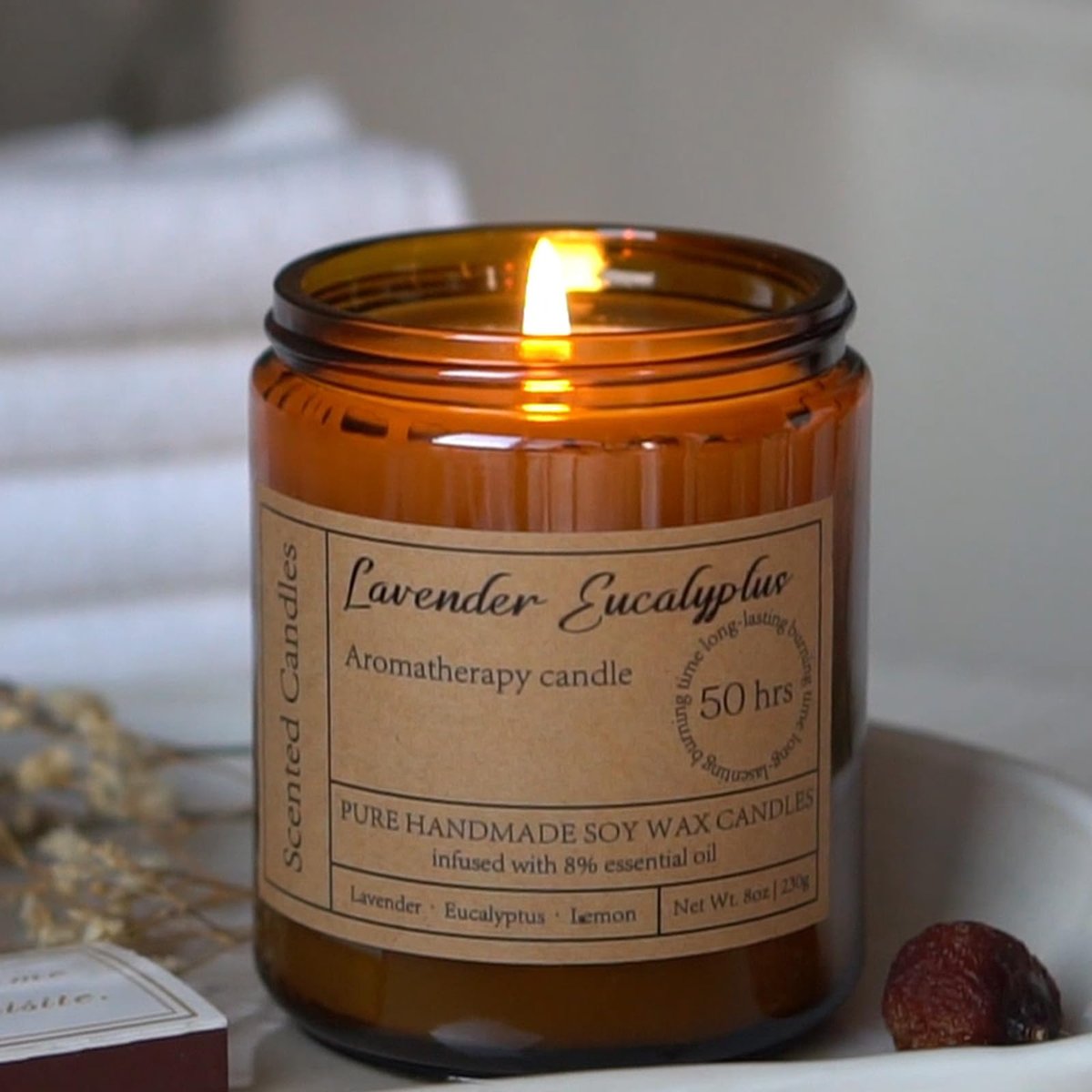Liofeve Lavendel Eukalyptus Kerzen für Zuhause Duftend - 8oz Aromatherapie Kerzen für Entspannung Angst Stressabbau Ungiftig, Beruhigende Kerzen Geschenke für Frauen Entspannendes Bad Yoga Meditation