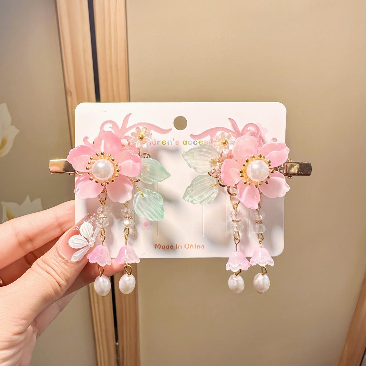 Vintage Pink Flower Haarspangen - 2 Stück Sakura Alligator Haarspangen mit Quasten und Perlen, chinesischer Stil, Glasfransen, Hochzeitshaarnadeln, chinesische Haaraccessoires für Frauen, Mädchen, Braut, Brautjungfer