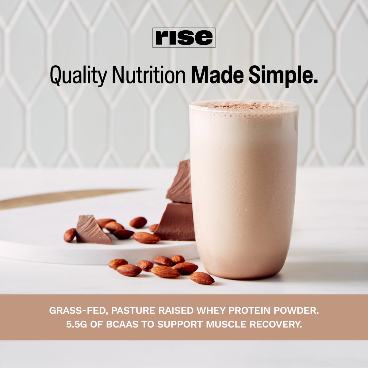 Rise Grass-Fed Whey Protein Pulver - Schokolade Mandel | 25g Protein ohne künstliche Aromen, Farbstoffe oder Konservierungsstoffe - Zuckerfrei, glutenfrei, sojafrei (Einzelportion, 1 Packung)