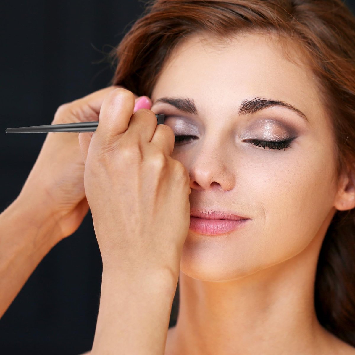 9-teiliges Set mit abgewinkelten Eyeliner- und Augenbrauenpinseln - Flacher Tönungspinsel, feiner schräger Applikator, ultrafeiner Make-up-Pinsel für Lidschatten und Eyeliner