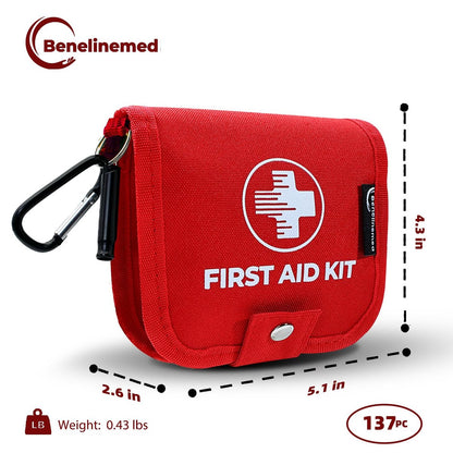 Benelinemed Mini Erste-Hilfe-Set – 137-teiliges Notfallset für Zuhause, Auto, Reise, Camping & Outdoor (Rot)