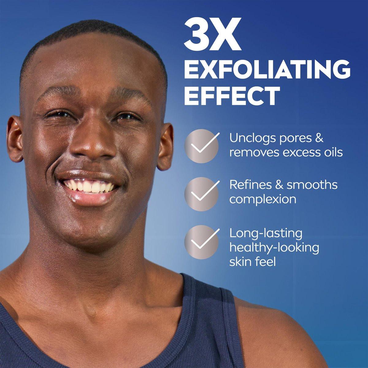 NIVEA MEN Deep Clean Gesichtsreinigung und Peeling mit Aktivkohle – 3er-Pack (3 x 75 ml)