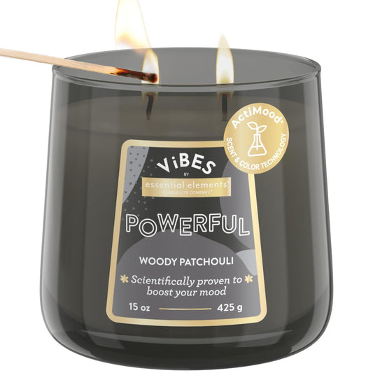 Candle-Lite Vibes Woody Patchouli Stimmungsaufhellende Duftkerzen, 425 g Glas, Aromatherapie, Stolz in den USA gegossen, 2 Dochte, 86 Stunden Brenndauer, Perfektes Entspannungsgeschenk