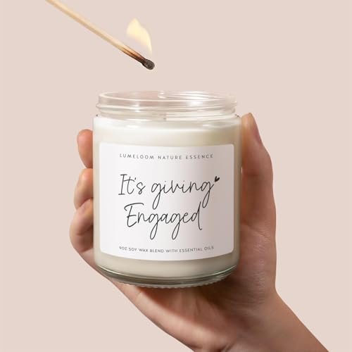 LUMELOOM Verlobungsgeschenk für Paare, Brautgeschenk, 9oz Lavendelduft Sojawachs-Kerze, Beste Verlobungskerze für Frauen, Braut, Verlobte, Junggesellinnenparty, Verlobungsparty-Dekoration