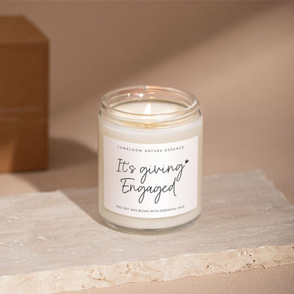 LUMELOOM Verlobungsgeschenk für Paare, Brautgeschenk, 9oz Lavendelduft Sojawachs-Kerze, Beste Verlobungskerze für Frauen, Braut, Verlobte, Junggesellinnenparty, Verlobungsparty-Dekoration