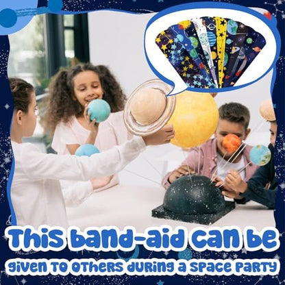 Threlaco 100 Stück Leuchtende Pflaster für Kinder – Niedliche, Atmungsaktive, Wasserdichte Neon-Pflaster für Jungen, Mädchen, Kleinkinder – Selbstklebend und Flexibel für Schnitte, Schrammen, Wunden (Weltraum)